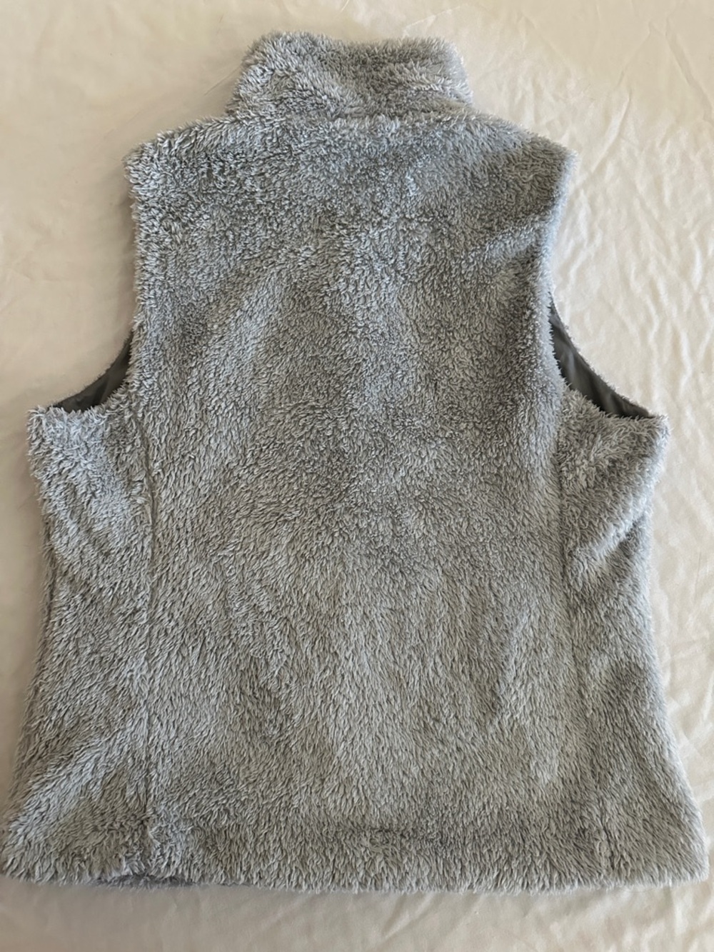 Patagonia Women’s Los Gatos Fleece Full Zip High Collar Vest - Picture 2 of 13